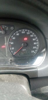 Volkswagen polo 1.2 - 6