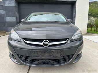 Opel Astra 1.4 Turbo 140k r.v 2012 - 6