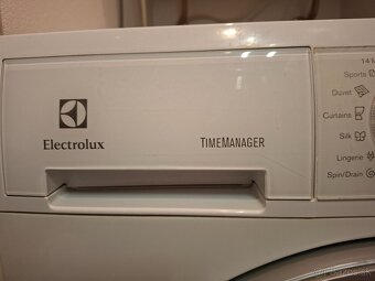 Predám práčku Electrolux - 6