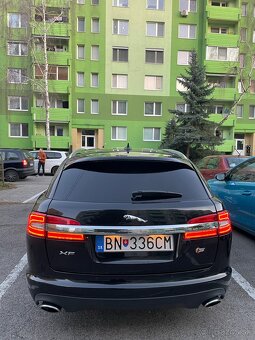 Jaguár XF Sportbrake 3.0 D V6 2014 - 6