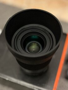 Sony a6300 + príslušenstvo a objektívy - 6