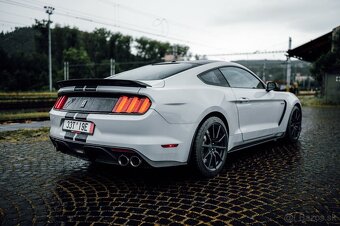 FORD MUSTANG SHELBY GT350 - 6