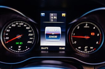 Mercedes-Benz C220d Coupé AMG Line / TOP STAV / - 6