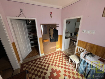 Veľký pozemok až 1699m2, samostatne stojaci RD, všetky IS, H - 6