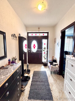 Ponúkame Vám na predaj 5 izbový rodinný dom v obci Bajč - 6