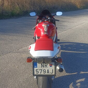 Predám Yamaha R1 - 6