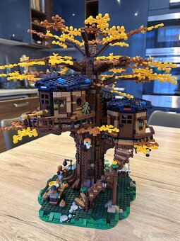 LEGO Ideas 21318 Dom na strome - 6