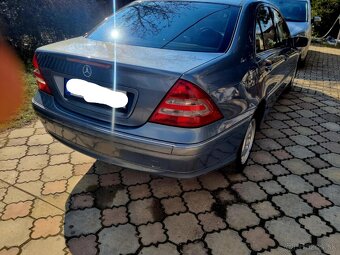 Predám mercedes c200 cdi rok 2006 - 6