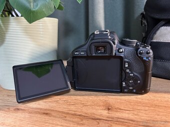 Canon 600D + 18-55 IS STM + brašňa - 6