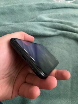 Predám iPhone XR 64 GB – 100 % zdravie batérie - 6
