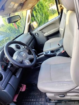 Jeep Cherokee KJ - 6