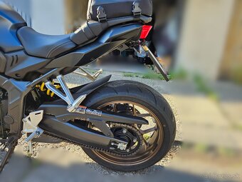 Honda CB650 R 8/2022 - 6