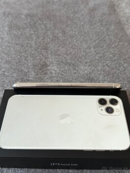 Apple 11 PRO MAX/256GB Biely - 6