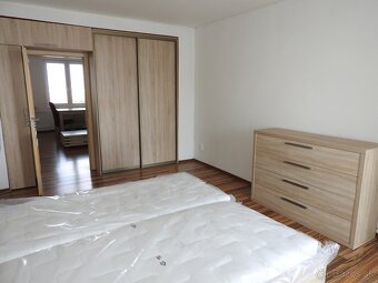 2 izbový byt s výhľadom zo 7. poschodia, TOP lokalita - 6