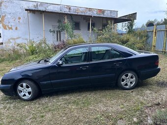 Mercedes E 2,2CDI - 6