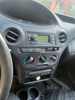 Rozpredám Toyota Yaris 1.0 48kw 1SZ-FE - 6