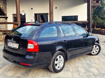 Škoda Octavia Combi 2.0 TDI DSG ELEGANCE TOP STAV - 6
