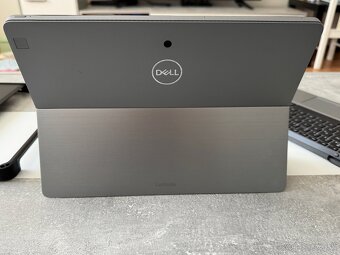 Dell Latitude 7200 2v1, výkonný a odolný notebook + tablet - 6