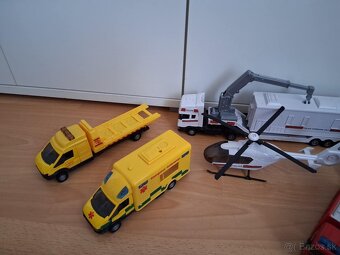 predam modely auticok 1:43,1:41 vid foto - 6