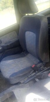 Sedadlá Mitsubishi L200 - 6