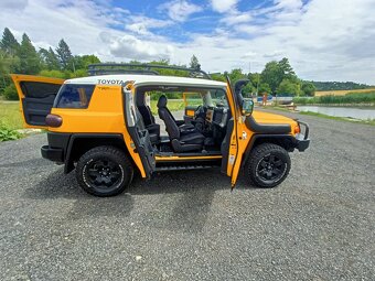 TOYOTA FJ LAND CRUISER 4,0 V6 4x4 LPG 110 000 KM 1 Majitel - 6