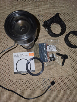 EK WB Quantum Kinetic TBE 200 D5 Body D-RGB - Acetal - 6