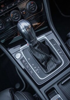 Volkswagen Golf R Variant 2016 - 6