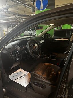 VW Touareg 3.0 V6 TDI - 6