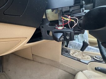 Bmw 530i 190kw 2006 predfl (búrané) - 6
