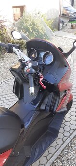 Gilera GP800 - 6