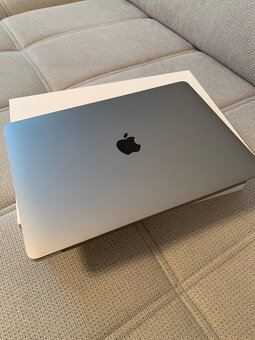 MacBook Air M1 256gb - 6