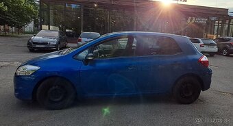 Toyota auris Rok2010 - 6