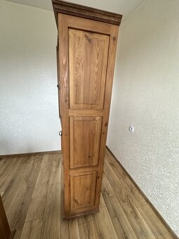 Skriňa v rustikalnom štýle - 6