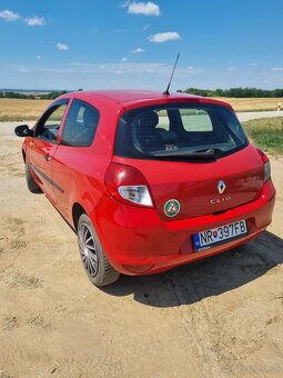 Renault clio - 6