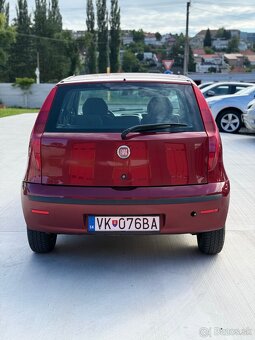 Fiat Punto 1.2i - 6