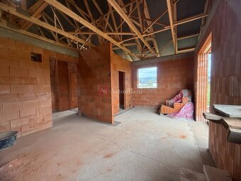 Praktický 4-izbový bungalov v novovybudovanej lokalite- Horo - 6