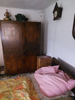 Starožitný nábytok, posteľ. - 6