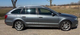 Skoda Superb 2.0 tdi 103 kw DSG - 6