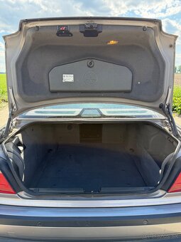 BMW E38 735i - 6