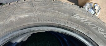 Zimní pneu Vredestein 235/55 R18 - 6