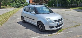Suzuki Swift 1.3 GLX - 6