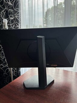 Predám herný monitor 27" AOC Q27G4XF Gaming - 6