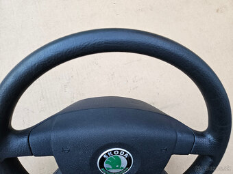 Škoda Fabia 1 gumový volant pekná štruktúra - 6