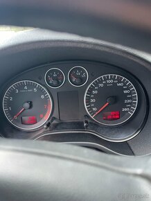 Audi a3 1.6 benzín - 6