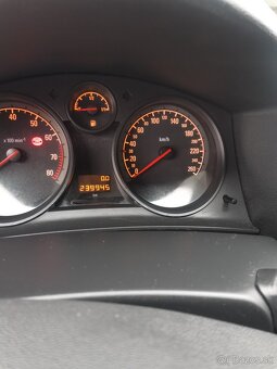 Predám Opel Astra H 1,4 16V - 6