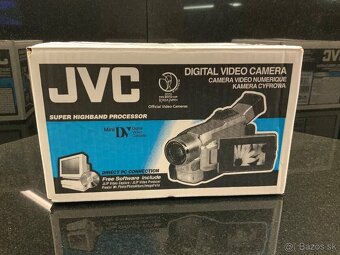 JVC digitalná video kamera - 6