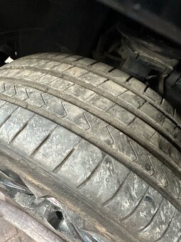 Elektrony BMW 225/45 R17 - 6