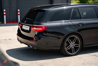 Mercedes-Benz E 220d AMG Line Night Edition - 6