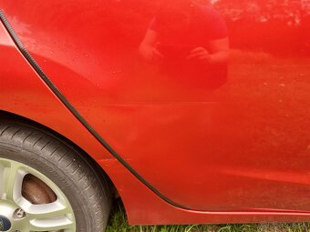Ford fiesta - 6