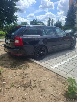 Octavia rs 2.0tsi dsg - 6